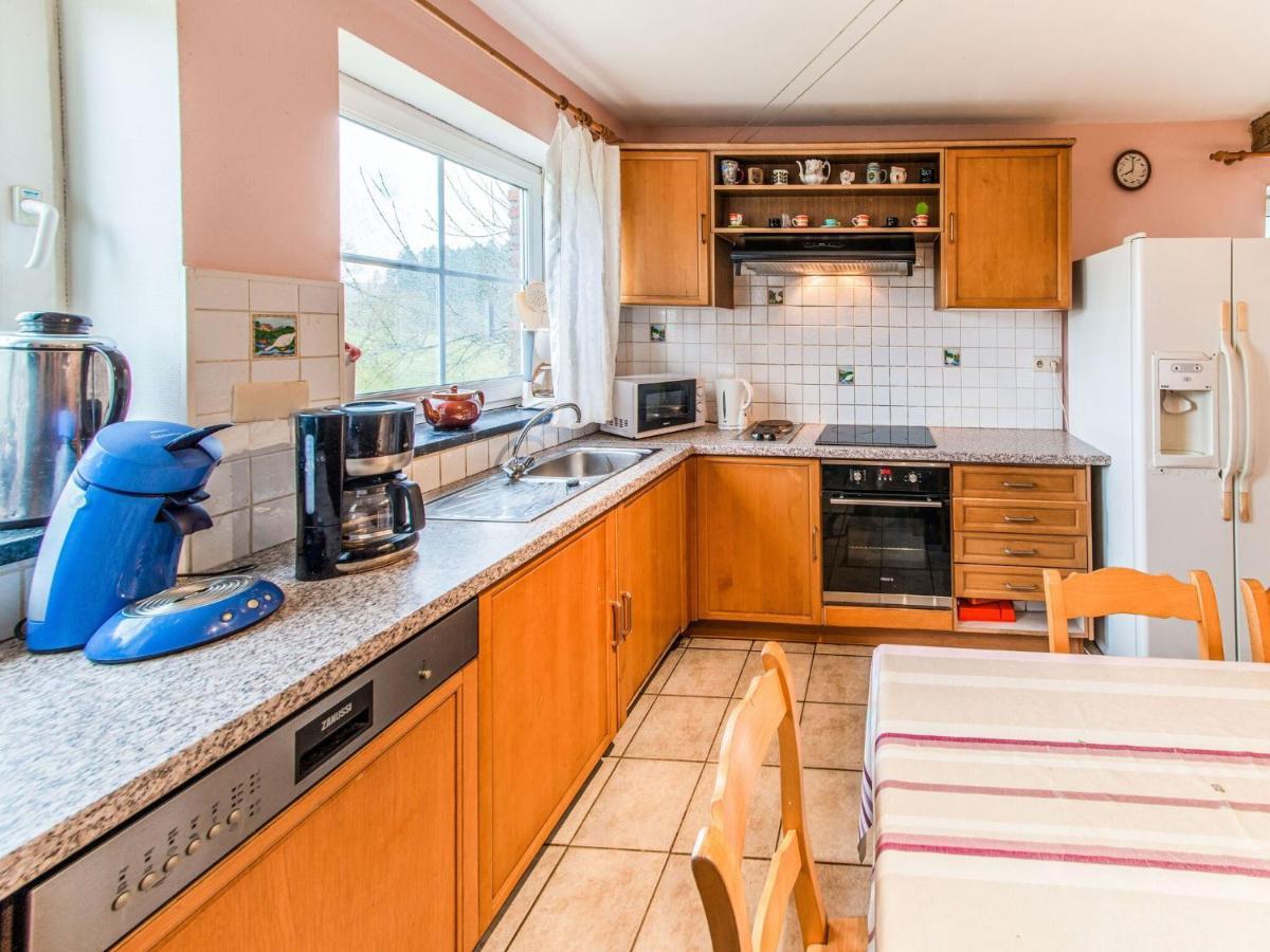 Beautiful Farmhouse In Brisy With Sauna Екстер'єр фото