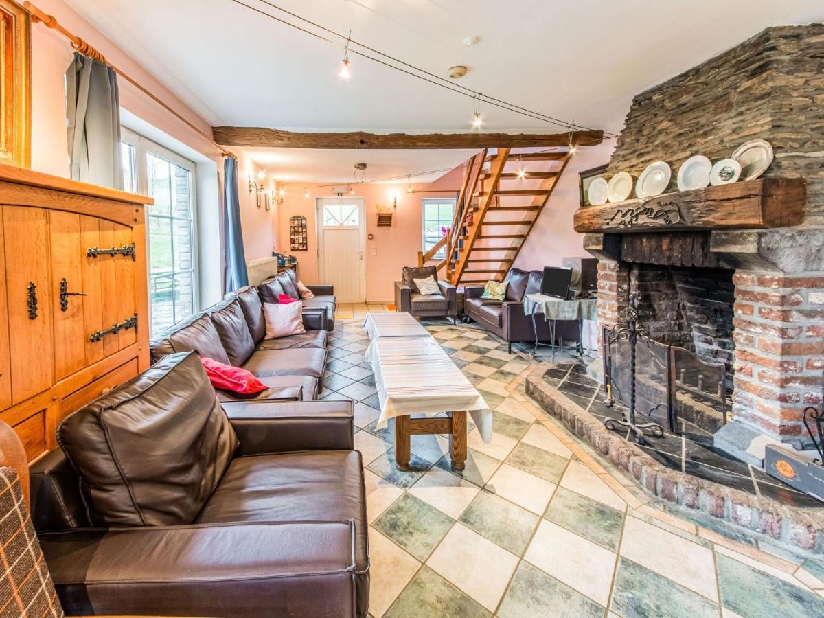 Beautiful Farmhouse In Brisy With Sauna Екстер'єр фото