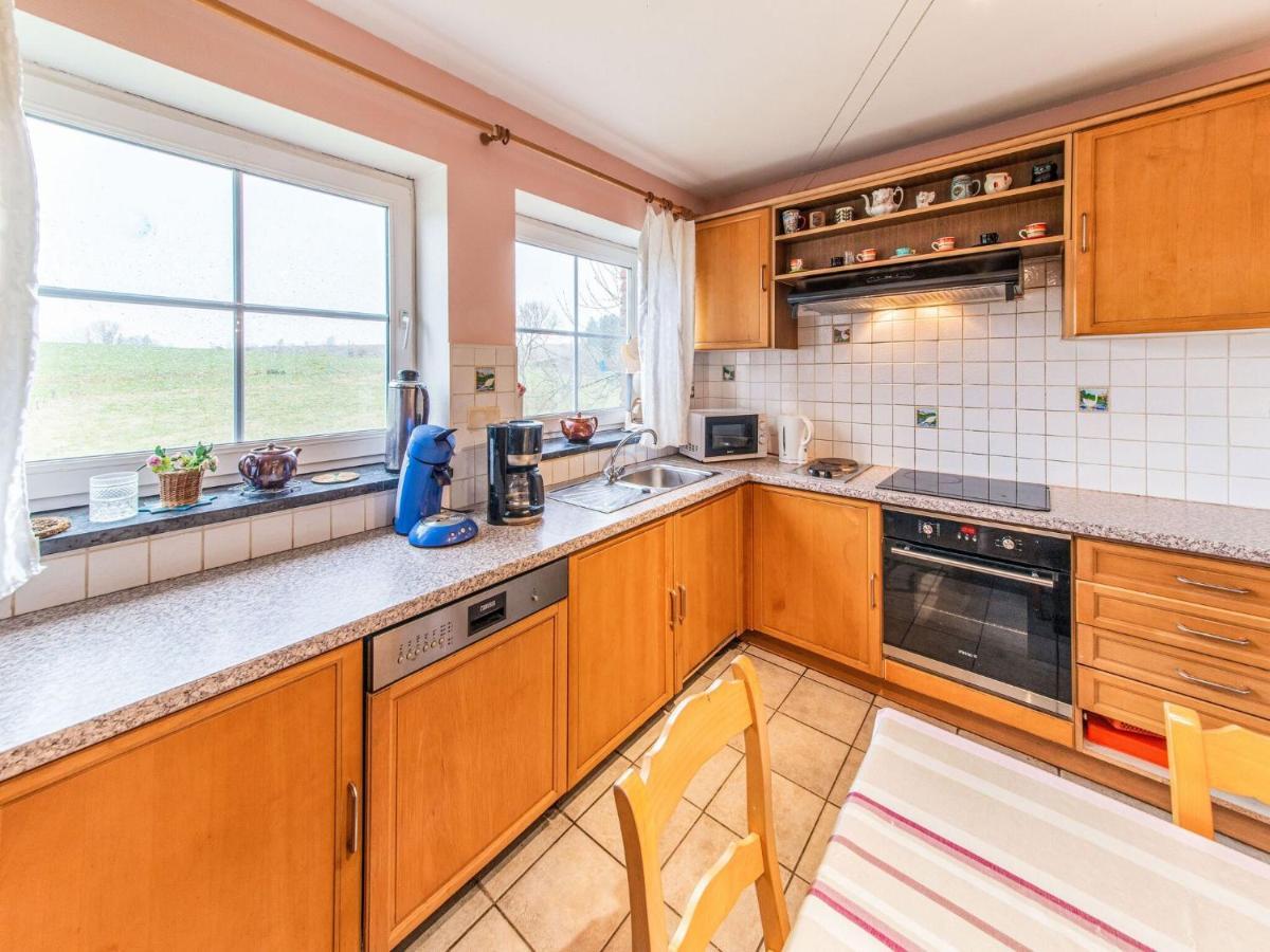 Beautiful Farmhouse In Brisy With Sauna Екстер'єр фото