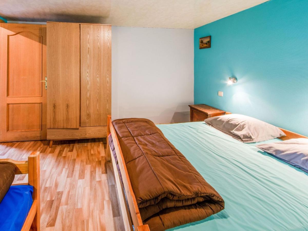 Beautiful Farmhouse In Brisy With Sauna Екстер'єр фото